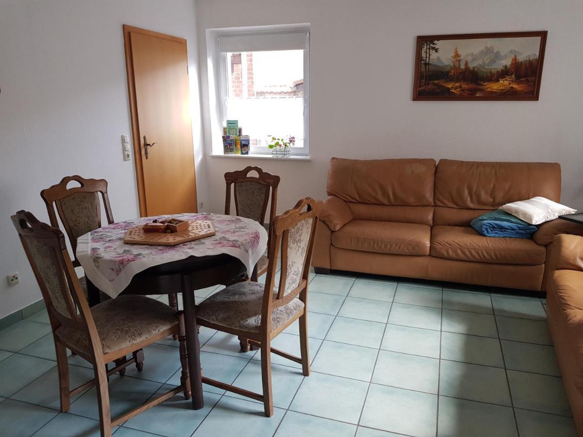 טאלה Ferienwohnung Burgenblick מראה חיצוני תמונה