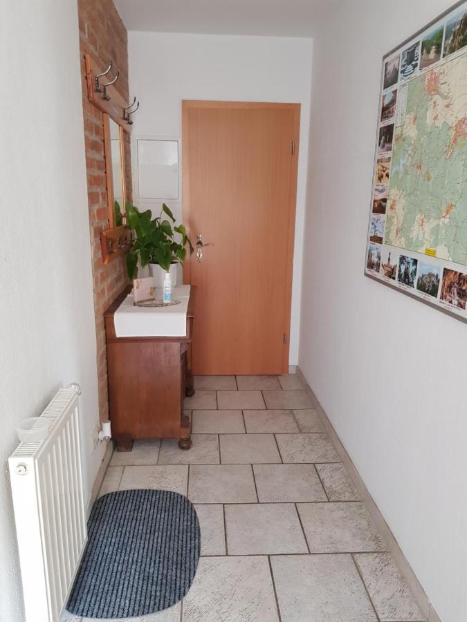 טאלה Ferienwohnung Burgenblick מראה חיצוני תמונה